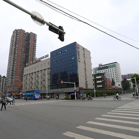 Jinjiang Inn - Wuhan Ziyang Road Esterno foto