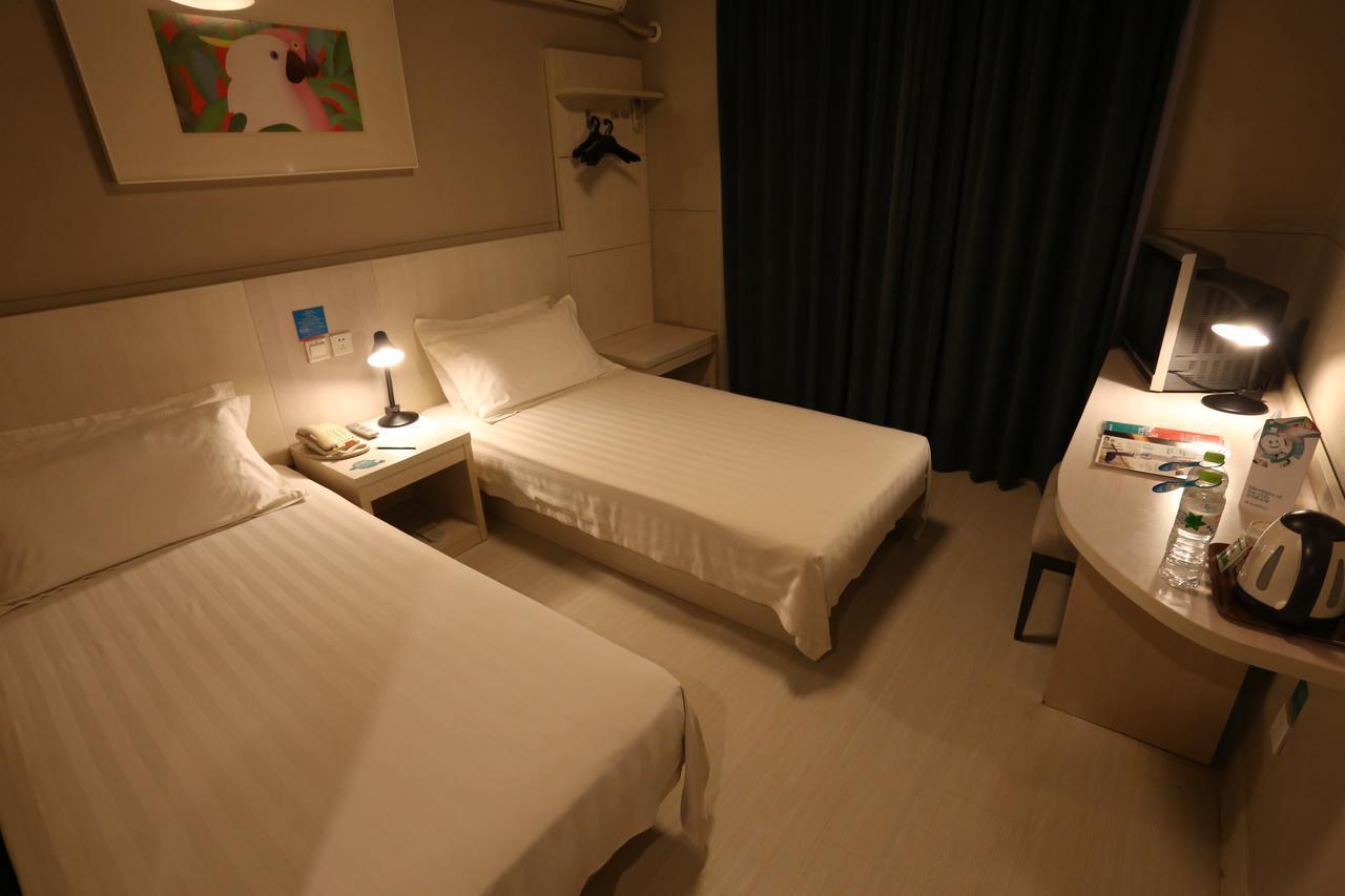 Jinjiang Inn - Wuhan Ziyang Road Esterno foto